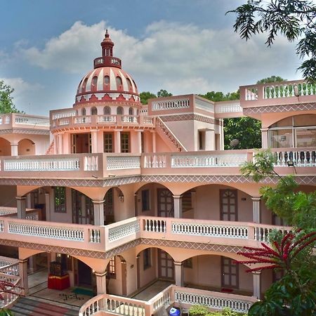 Jains Royal Palace Resorts Йелагири Екстериор снимка