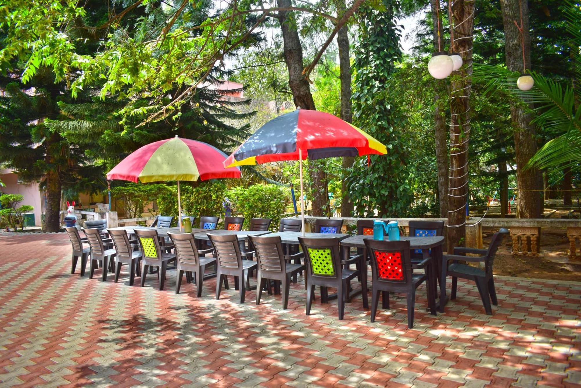 Jains Royal Palace Resorts Йелагири Екстериор снимка